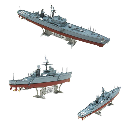 1:600 USS Bainbridge (CGN-25) Nuclear Powered Guided Missile Frigate with Trading Card