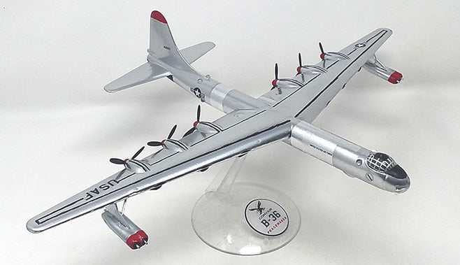 1:184 B-36 Peacemaker Bomber United States Air Force (USAF) with Swivel Stand