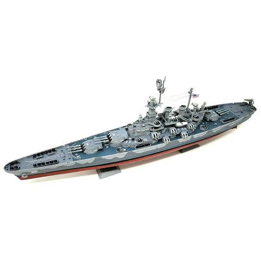 1:500 USS North Carolina (BB-55) World War II Battleship "The Showboat"